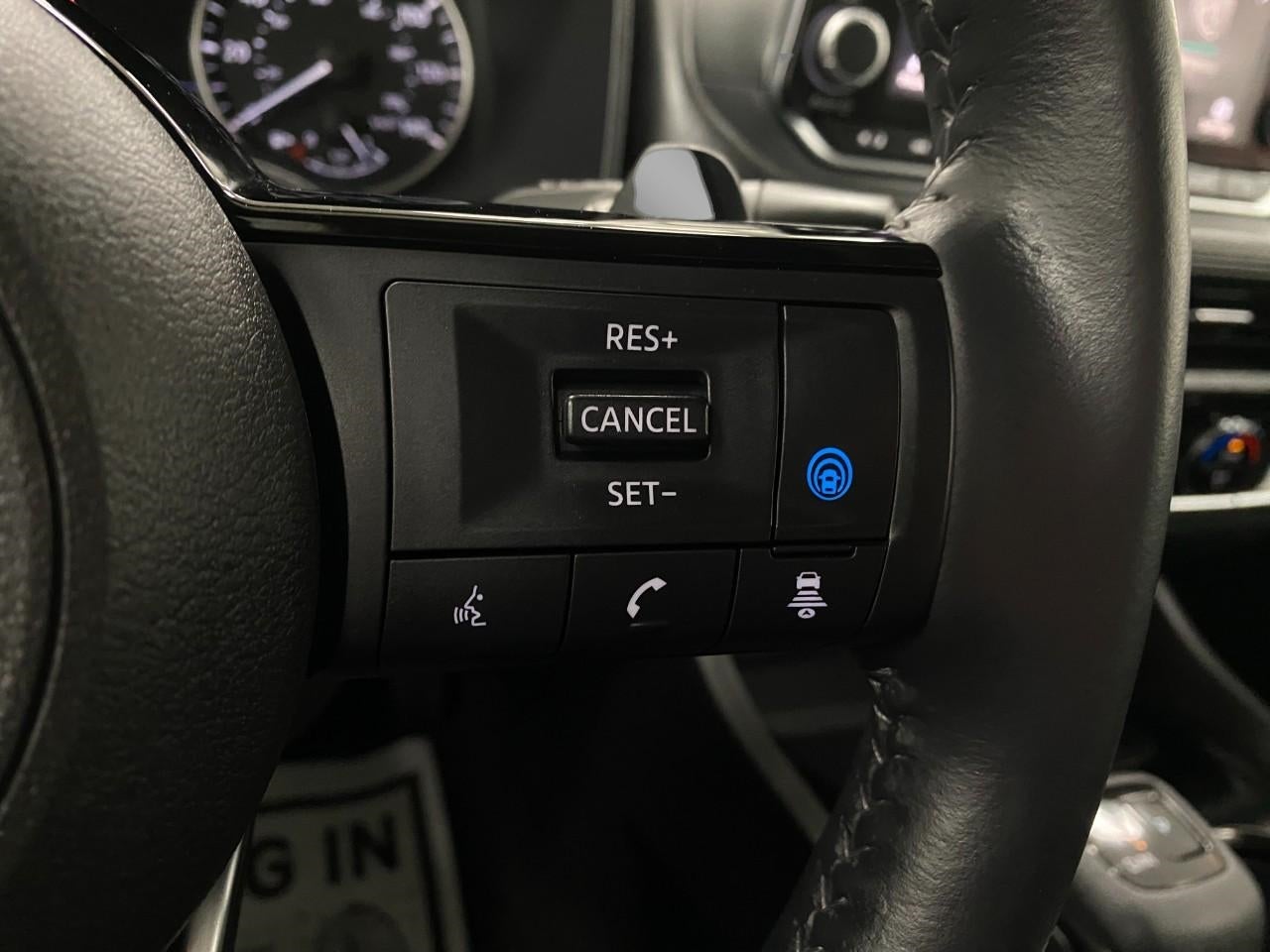 2023 Nissan Rogue AWD SV