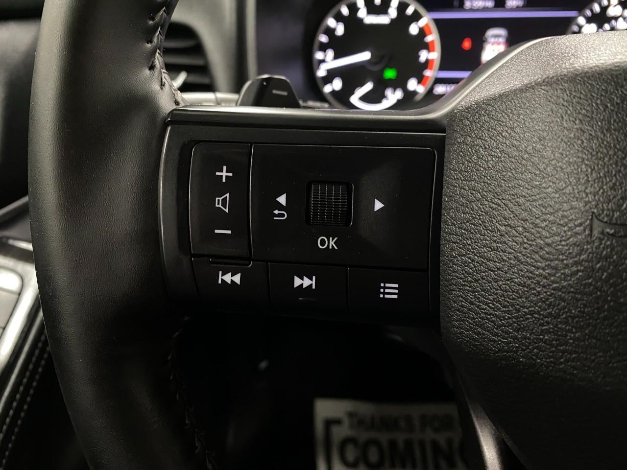 2025 Nissan Rogue AWD SV