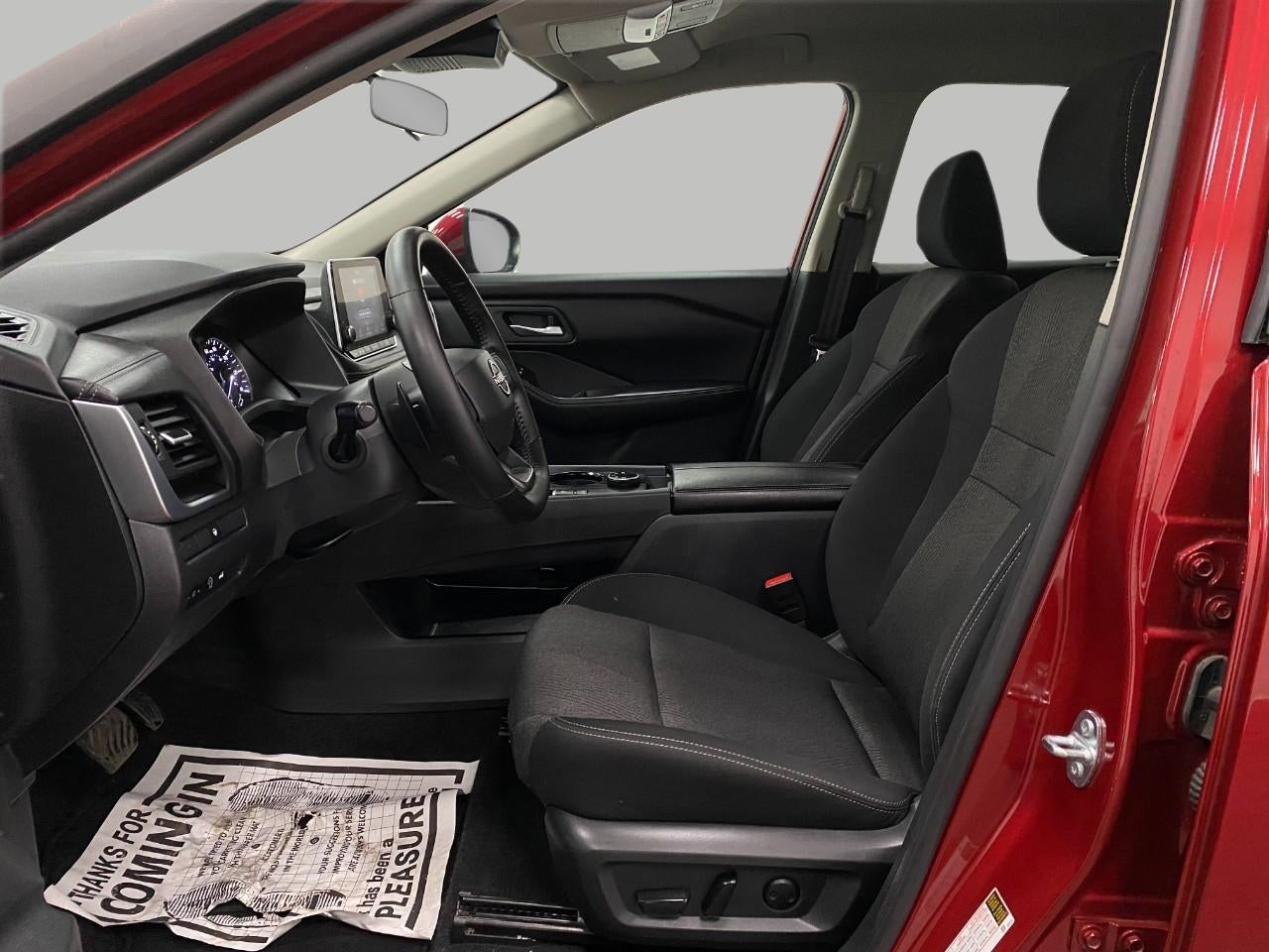 2025 Nissan Rogue AWD SV