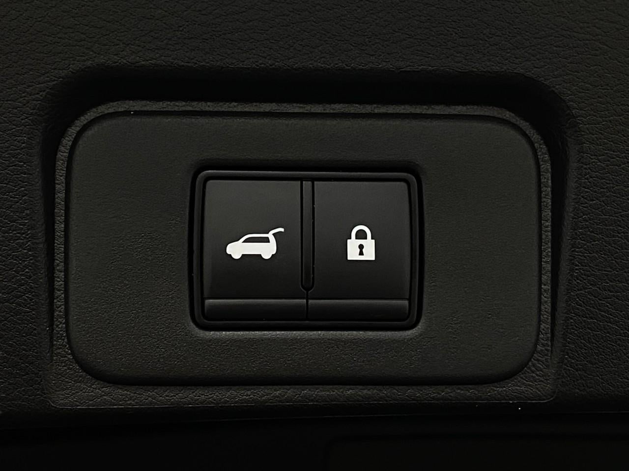 2025 Nissan Rogue AWD SV