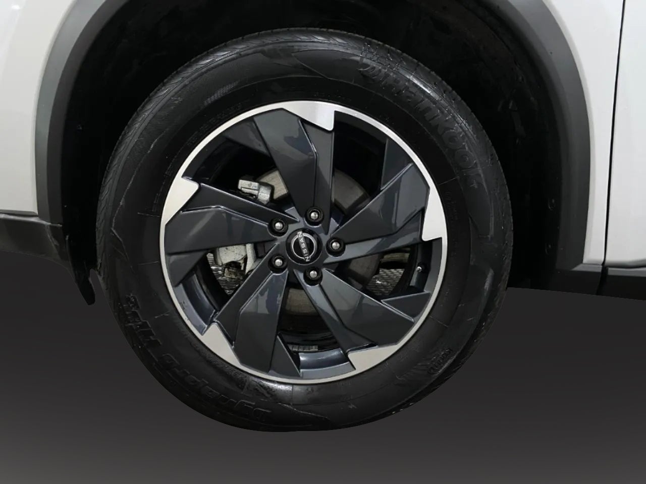 2025 Nissan Rogue AWD SV