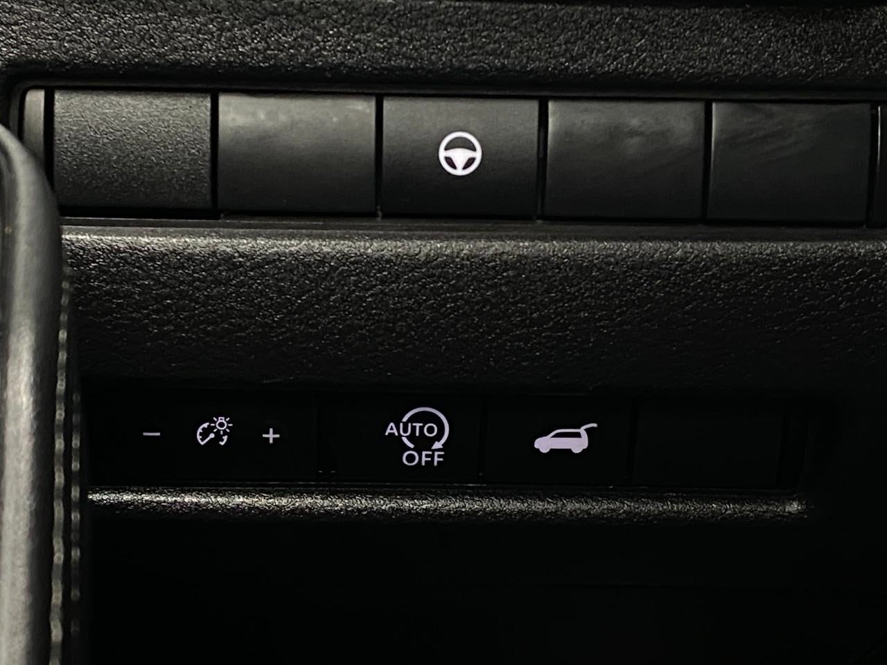 2025 Nissan Rogue AWD SV