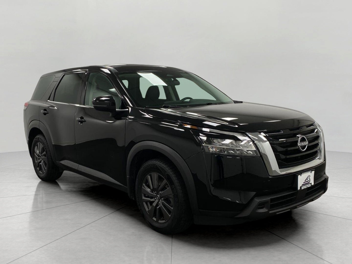 2022 Nissan Pathfinder S 4WD