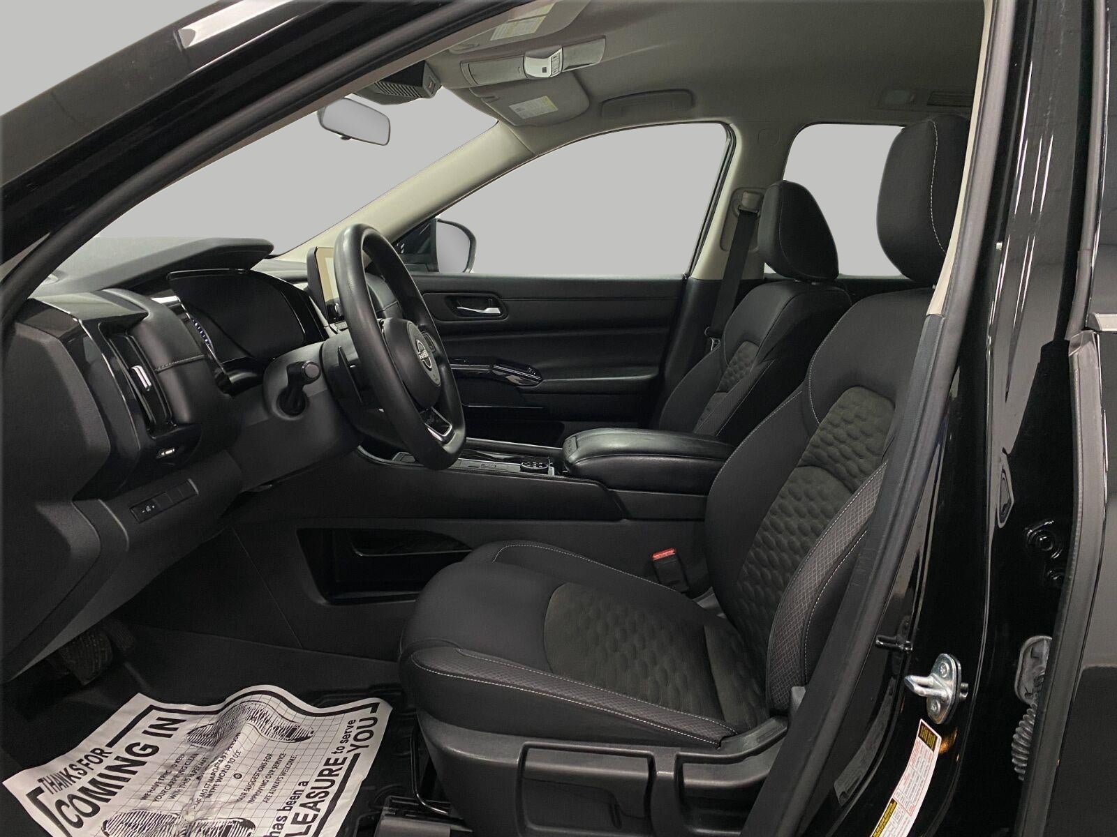 2022 Nissan Pathfinder S 4WD