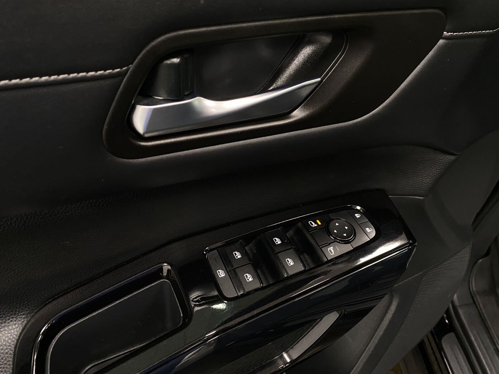 2022 Nissan Pathfinder S 4WD