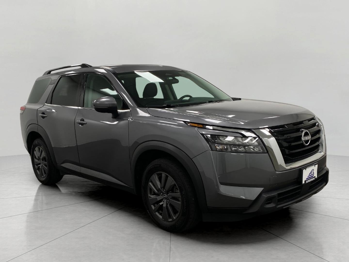 2024 Nissan Pathfinder SV 4WD