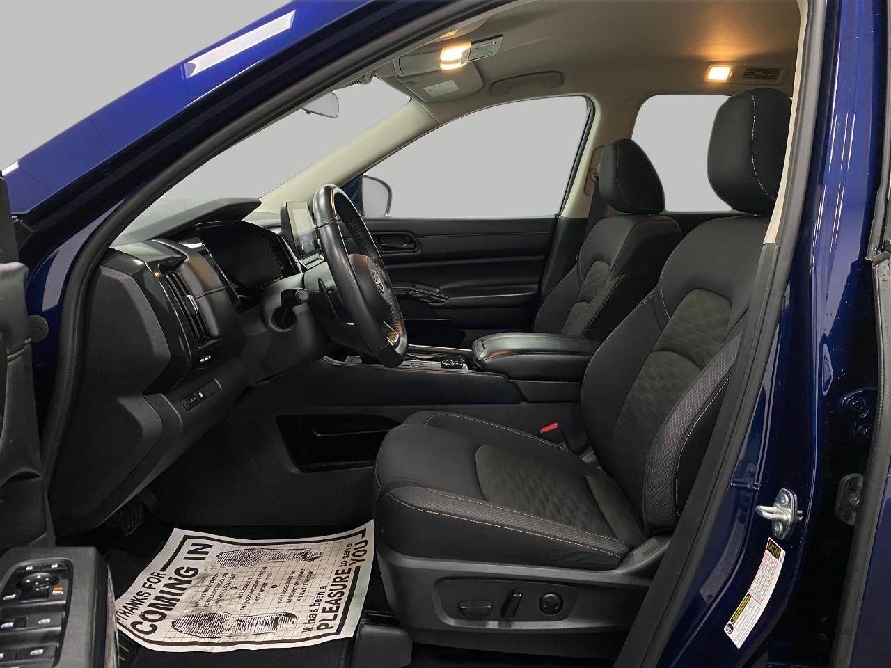 2023 Nissan Pathfinder SV 4WD