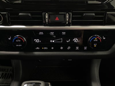 2024 Nissan Pathfinder SV 4WD
