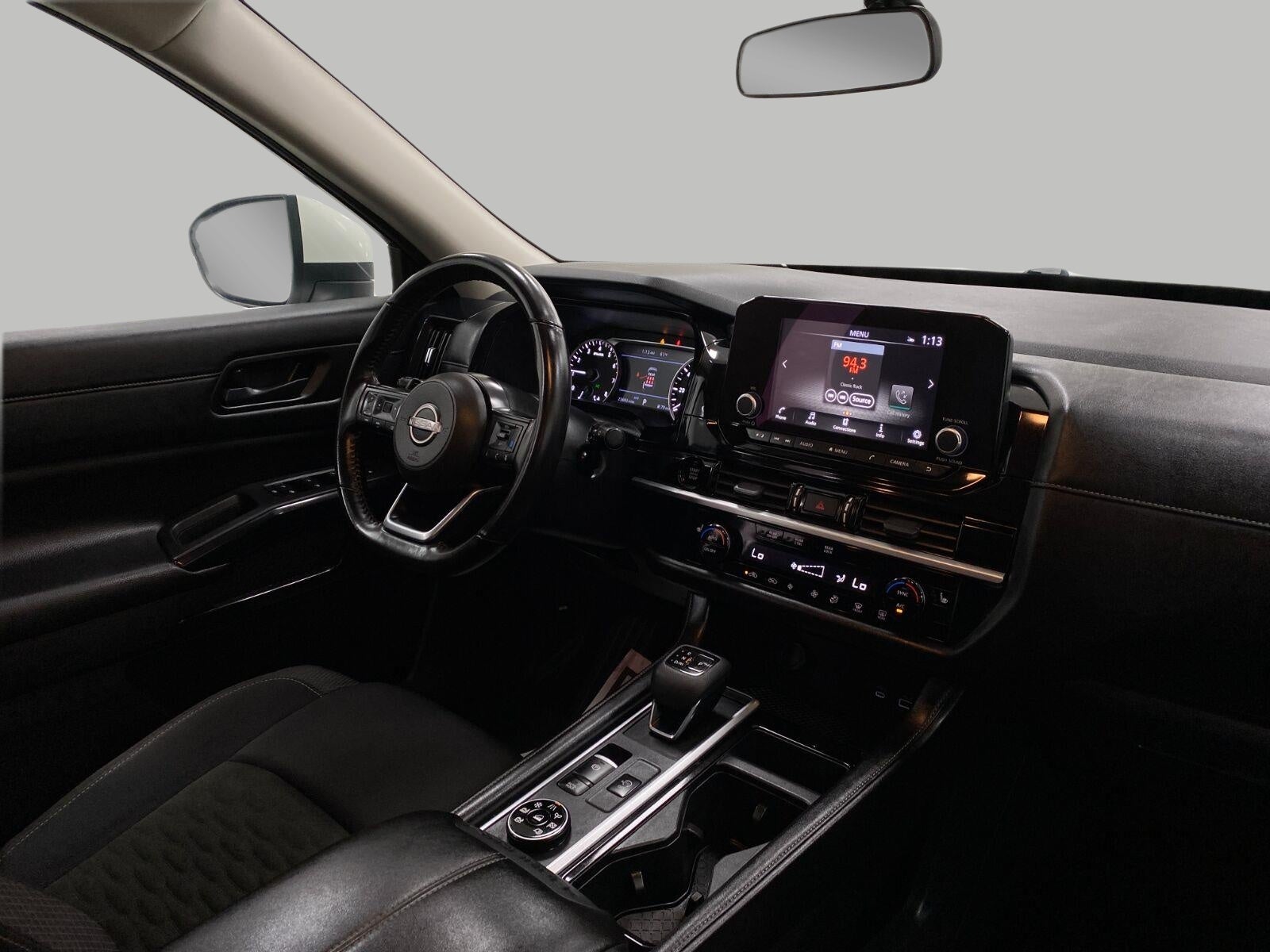 2025 Nissan Pathfinder SV 4WD