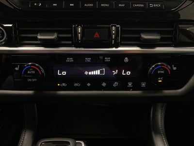 2024 Nissan Pathfinder SL 4WD