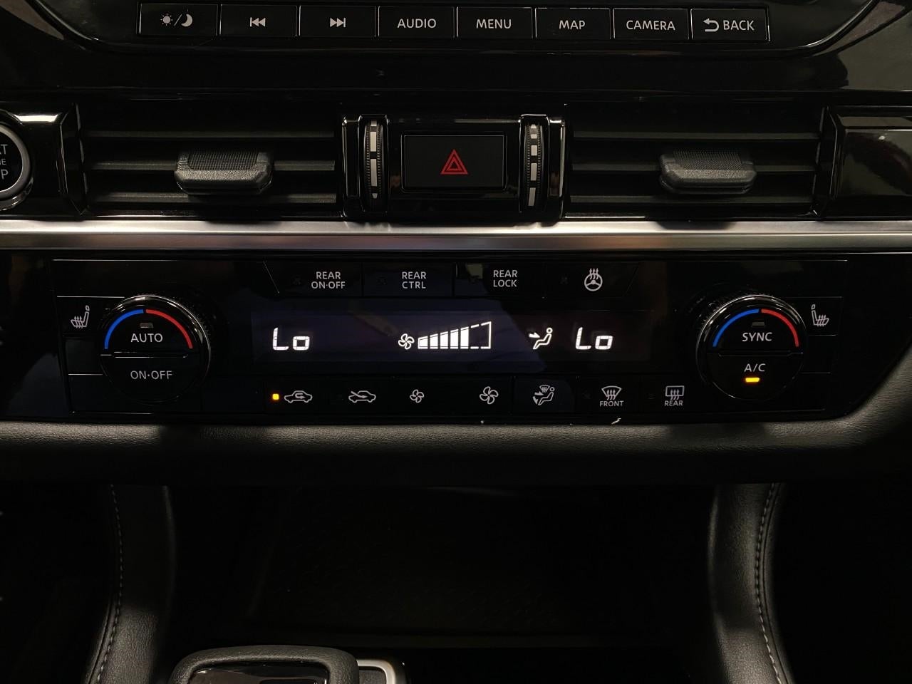 2024 Nissan Pathfinder SL 4WD