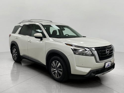 2022 Nissan Pathfinder SL 4WD
