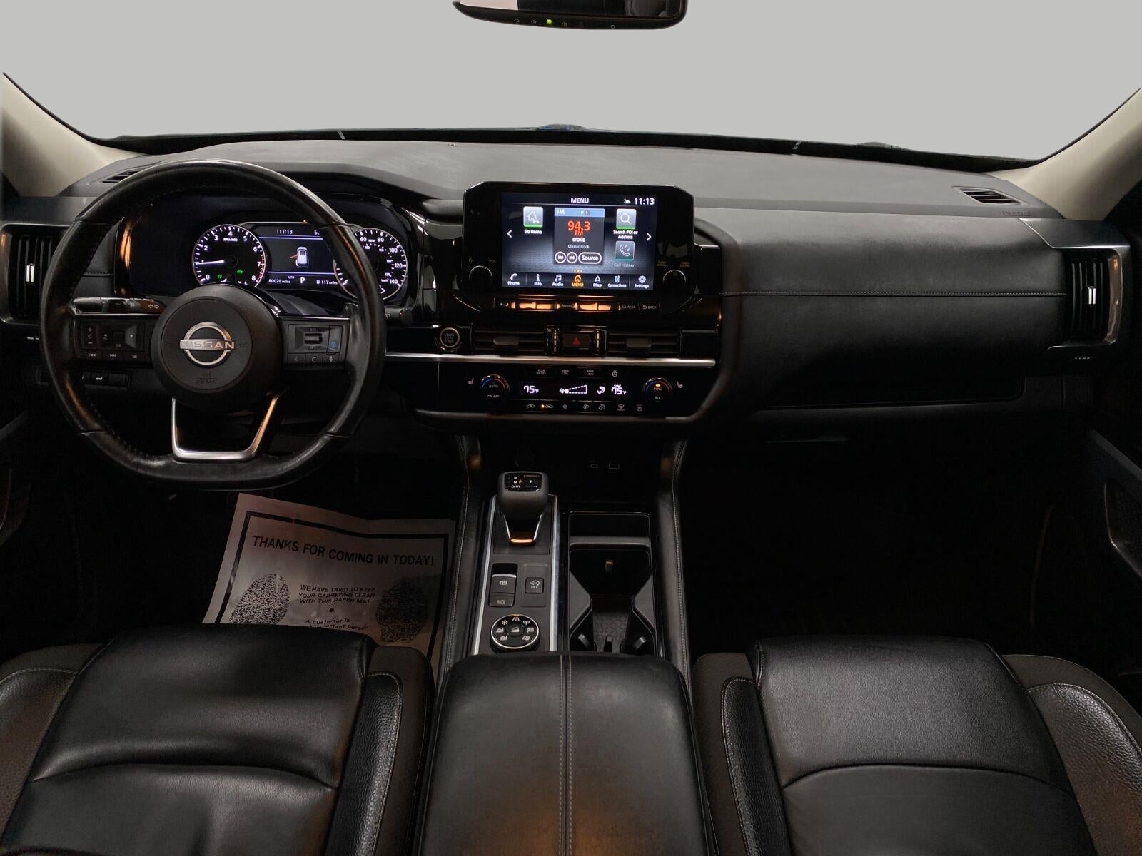 2022 Nissan Pathfinder SL 4WD