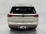 2022 Nissan Pathfinder SL 4WD