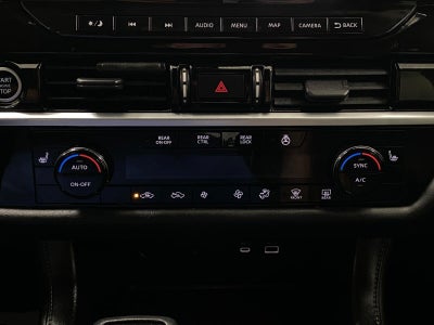 2022 Nissan Pathfinder SL 4WD