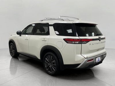 2022 Nissan Pathfinder SL 4WD