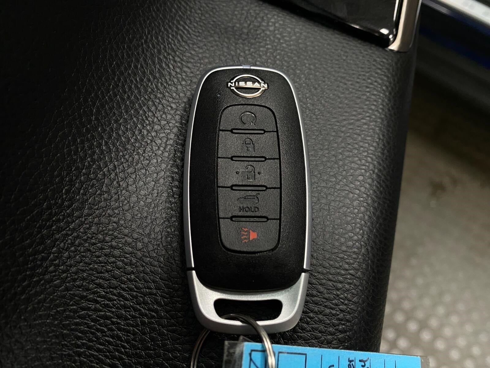 2024 Nissan Pathfinder Platinum 4WD