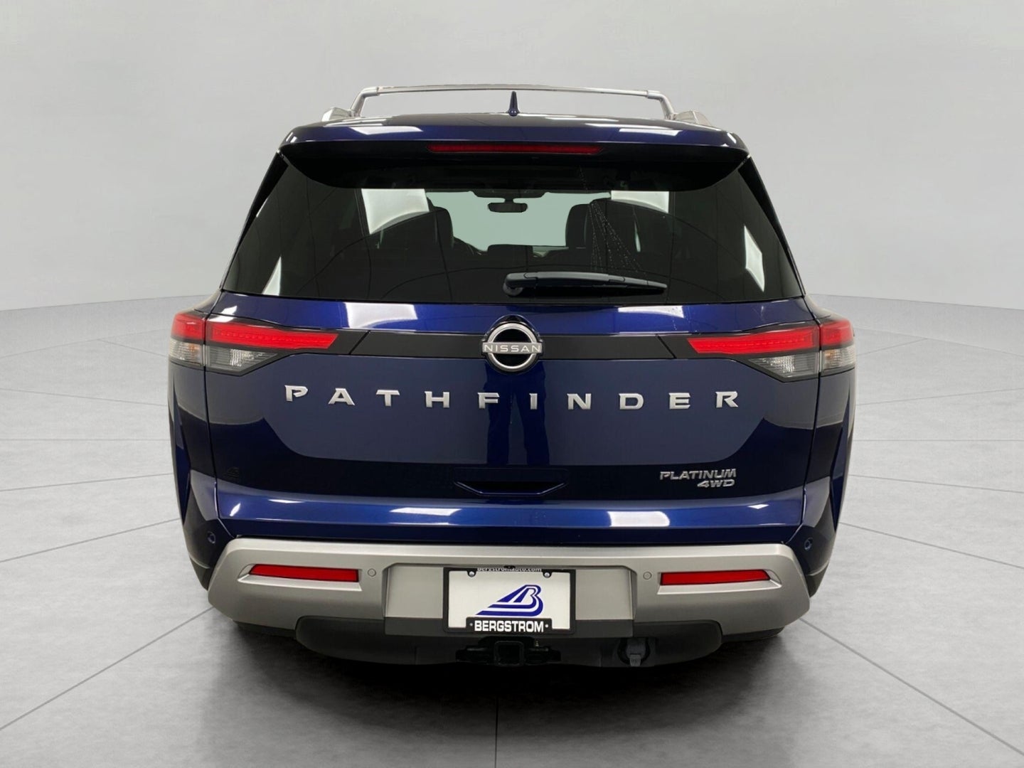 2024 Nissan Pathfinder Platinum 4WD