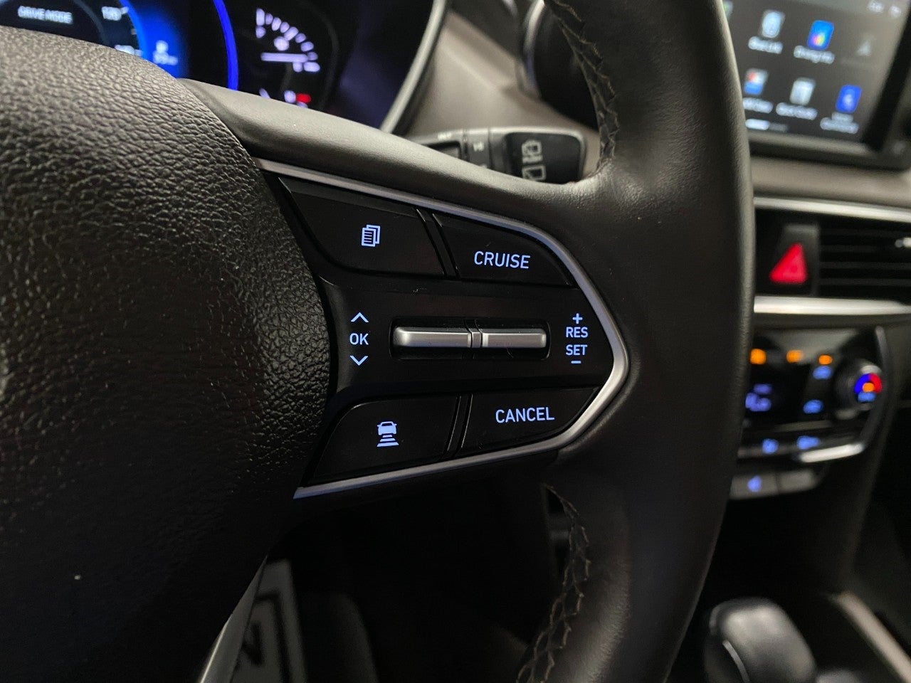 2020 Hyundai Santa Fe SEL 2.4L Auto AWD
