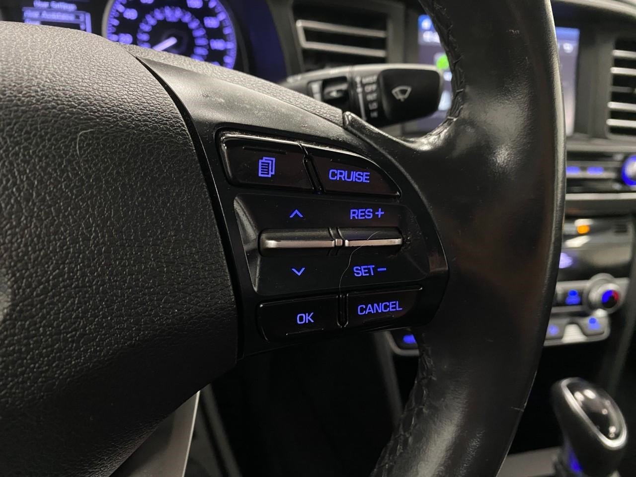 2019 Hyundai Elantra Limited Auto