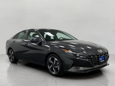 2023 Hyundai Elantra Limited IVT