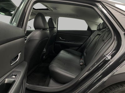 2023 Hyundai Elantra Limited IVT