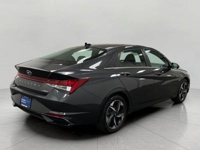 2023 Hyundai Elantra Limited IVT