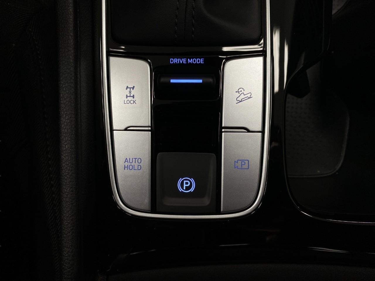 2025 Hyundai Santa Cruz SE AWD