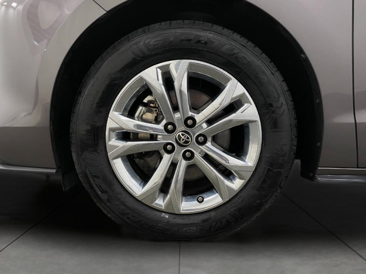 2021 Toyota Sienna Platinum AWD 7-Passenger