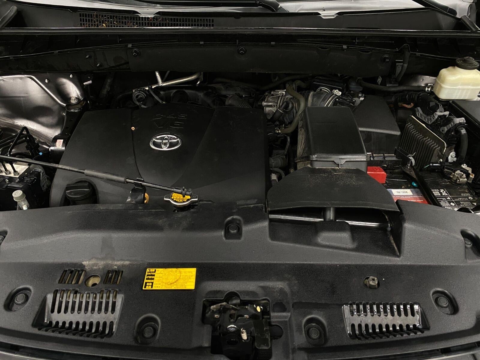2017 Toyota Highlander XLE V6 AWD