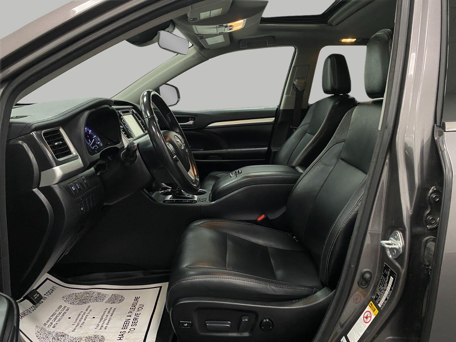 2017 Toyota Highlander XLE V6 AWD