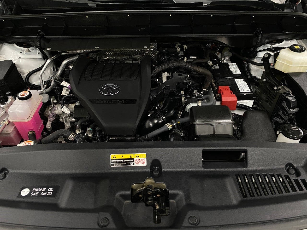 2023 Toyota Highlander L FWD