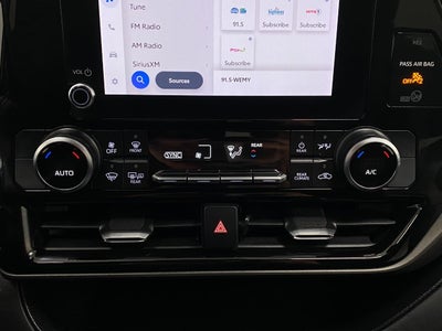 2023 Toyota Highlander L FWD