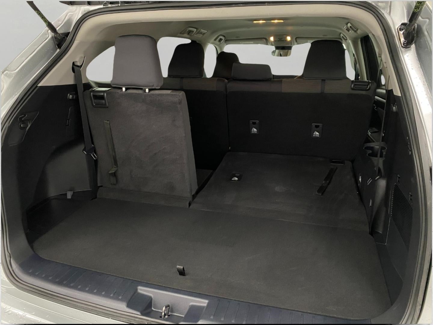 2023 Toyota Highlander L FWD