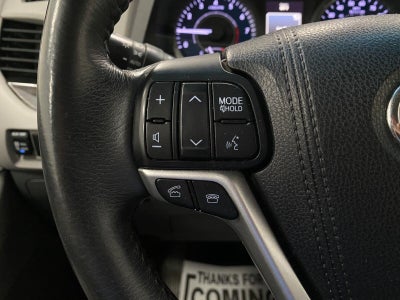 2016 Toyota SIENNA XLE 8-PASSENGER