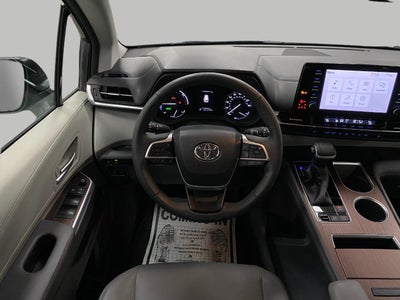 2023 Toyota Sienna XLE AWD 7-Passenger