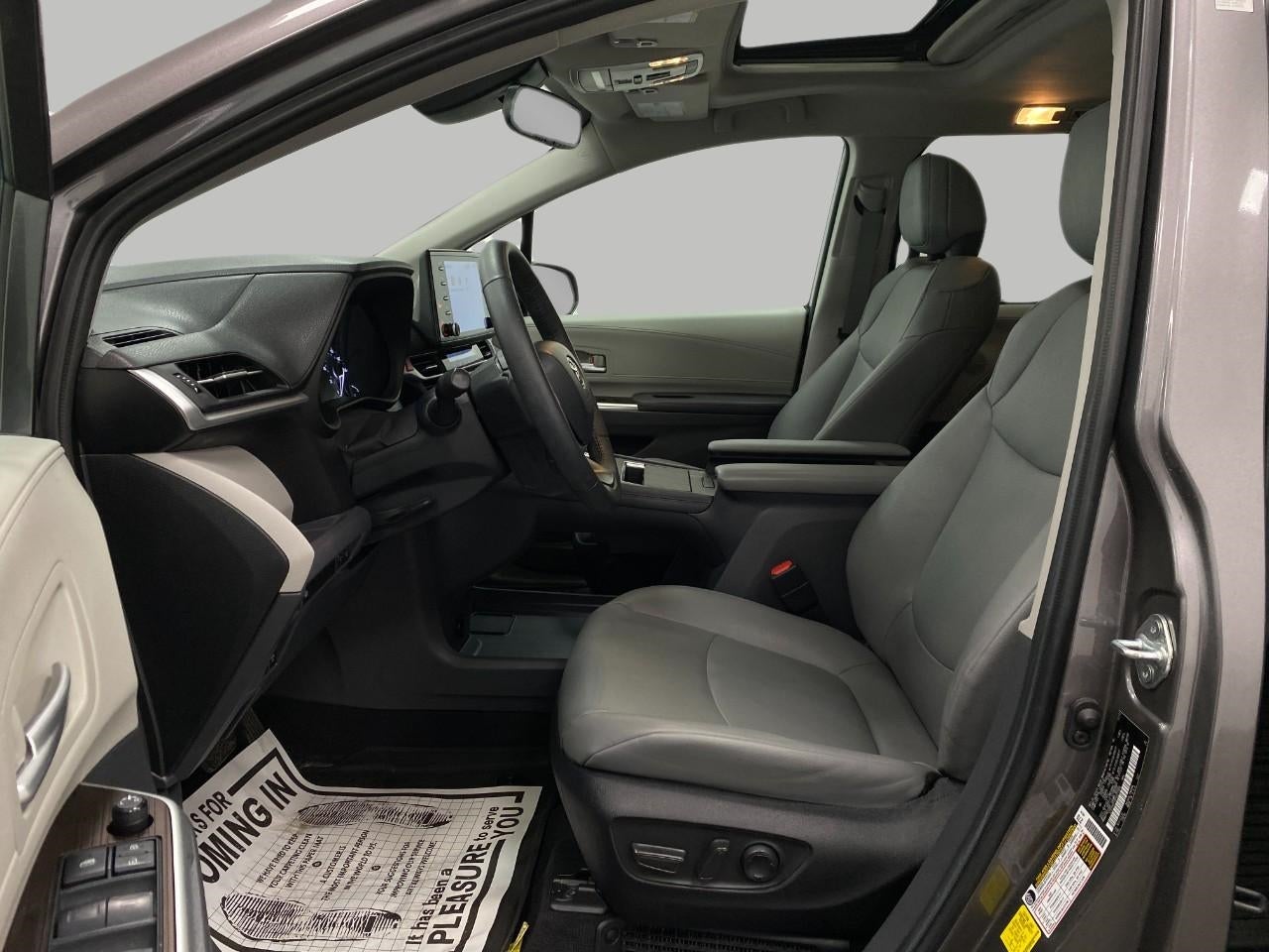 2023 Toyota Sienna XLE AWD 7-Passenger