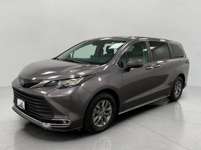 2023 Toyota Sienna XLE AWD 7-Passenger