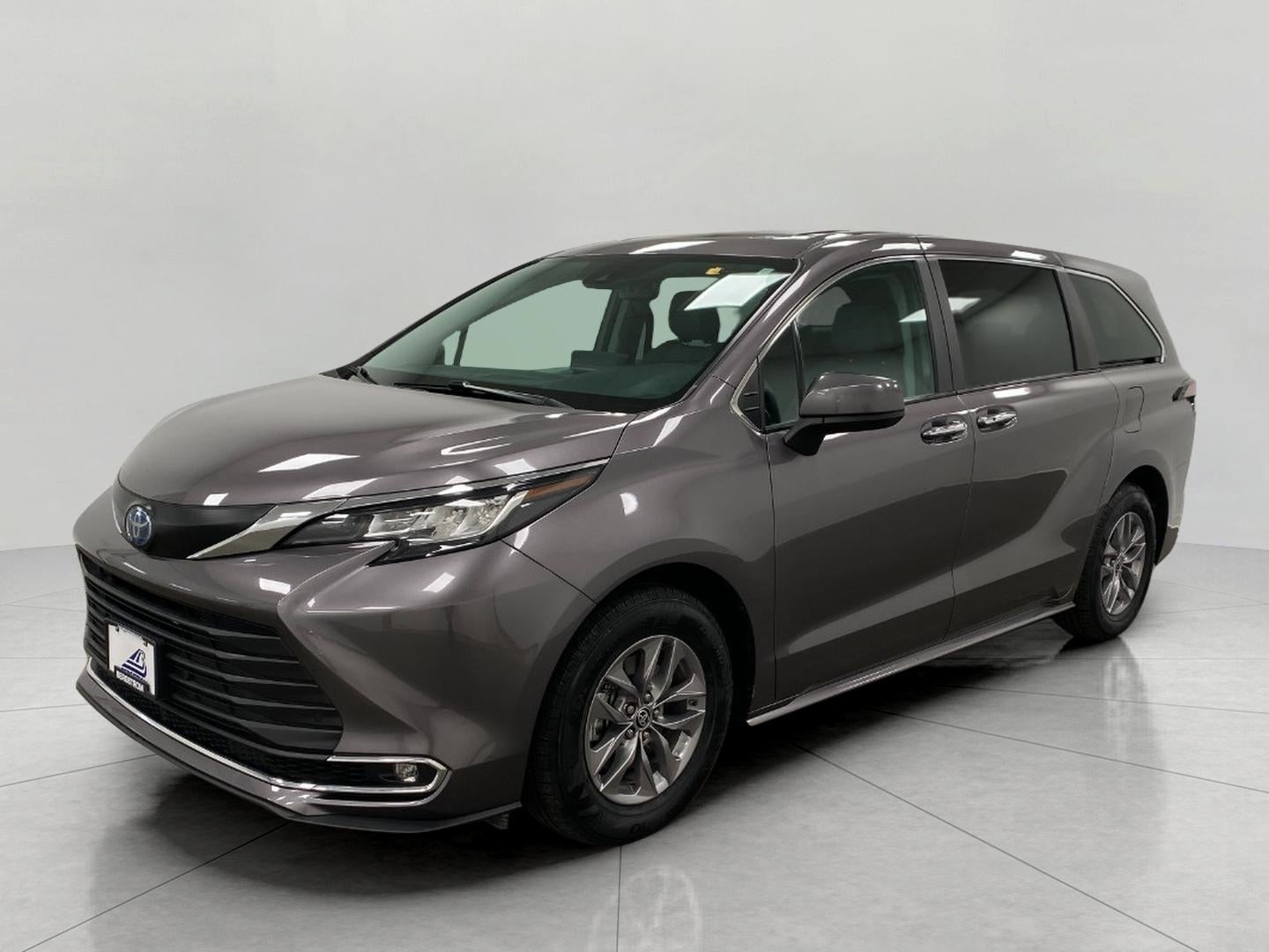 2023 Toyota Sienna XLE AWD 7-Passenger