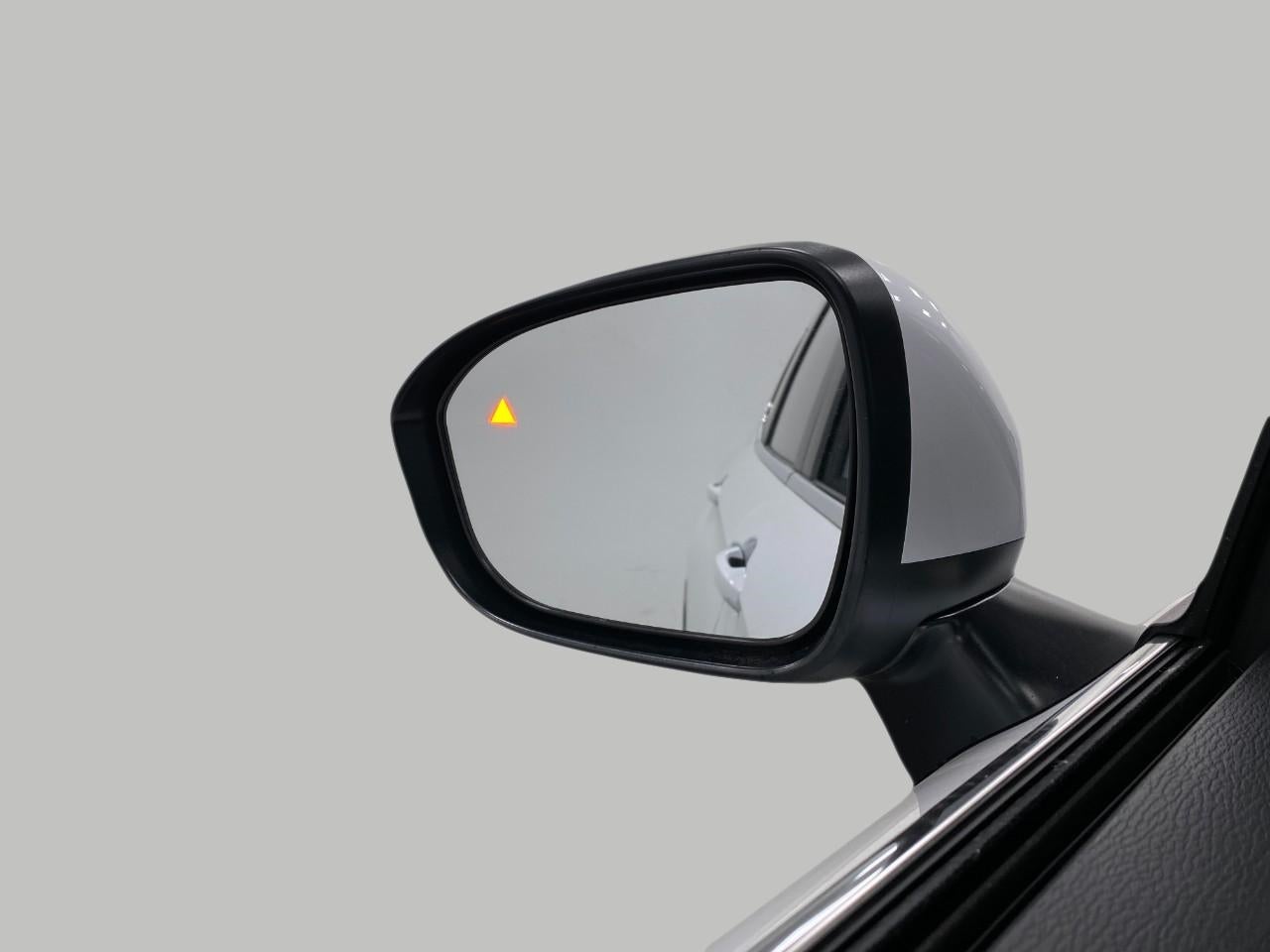 2025 Mitsubishi Outlander ES S-AWC