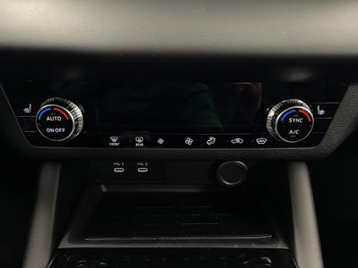 2025 Mitsubishi Outlander ES S-AWC