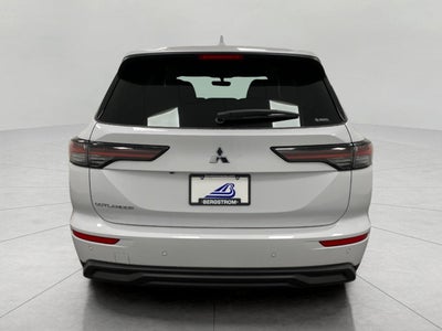 2025 Mitsubishi Outlander ES S-AWC