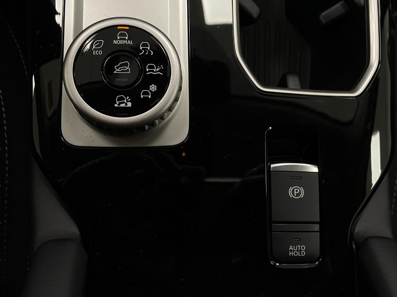 2026 Mitsubishi Outlander ES S-AWC