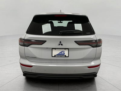 2026 Mitsubishi Outlander ES S-AWC