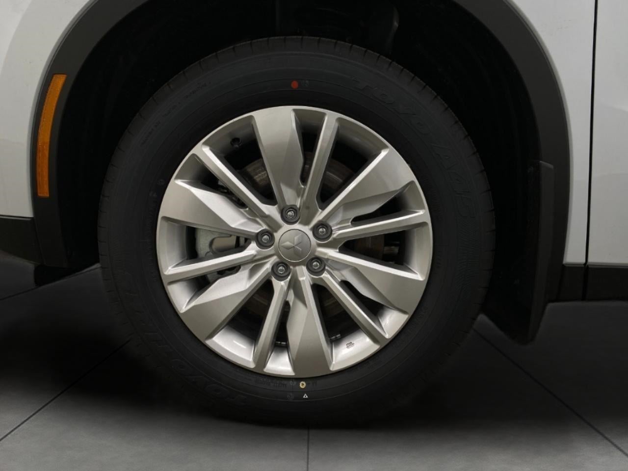2026 Mitsubishi Outlander ES S-AWC