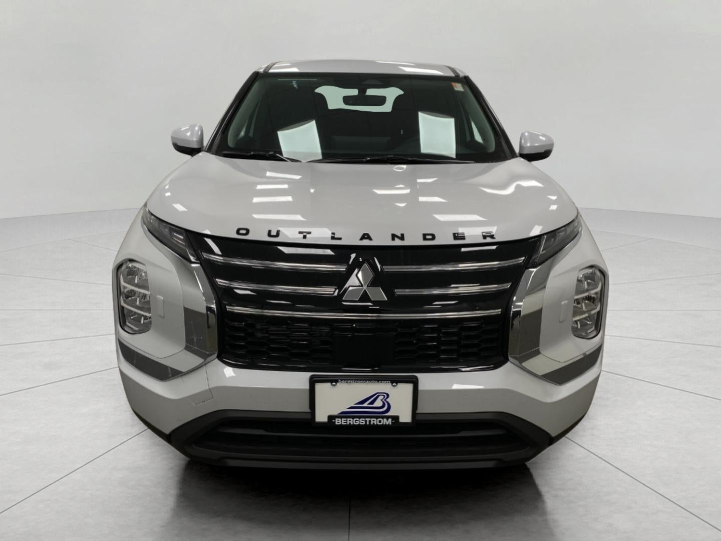 2026 Mitsubishi Outlander ES S-AWC