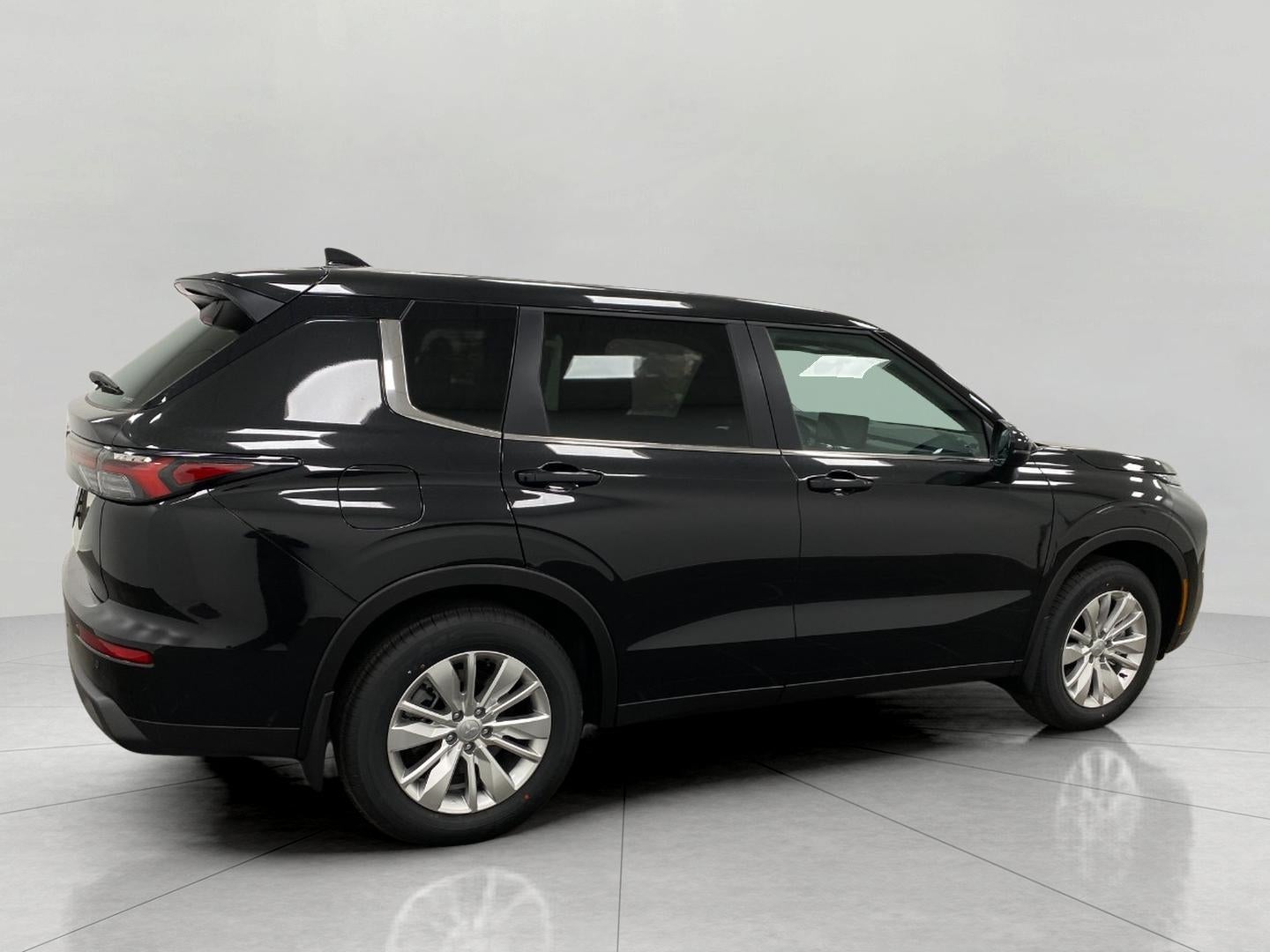 2026 Mitsubishi Outlander ES S-AWC