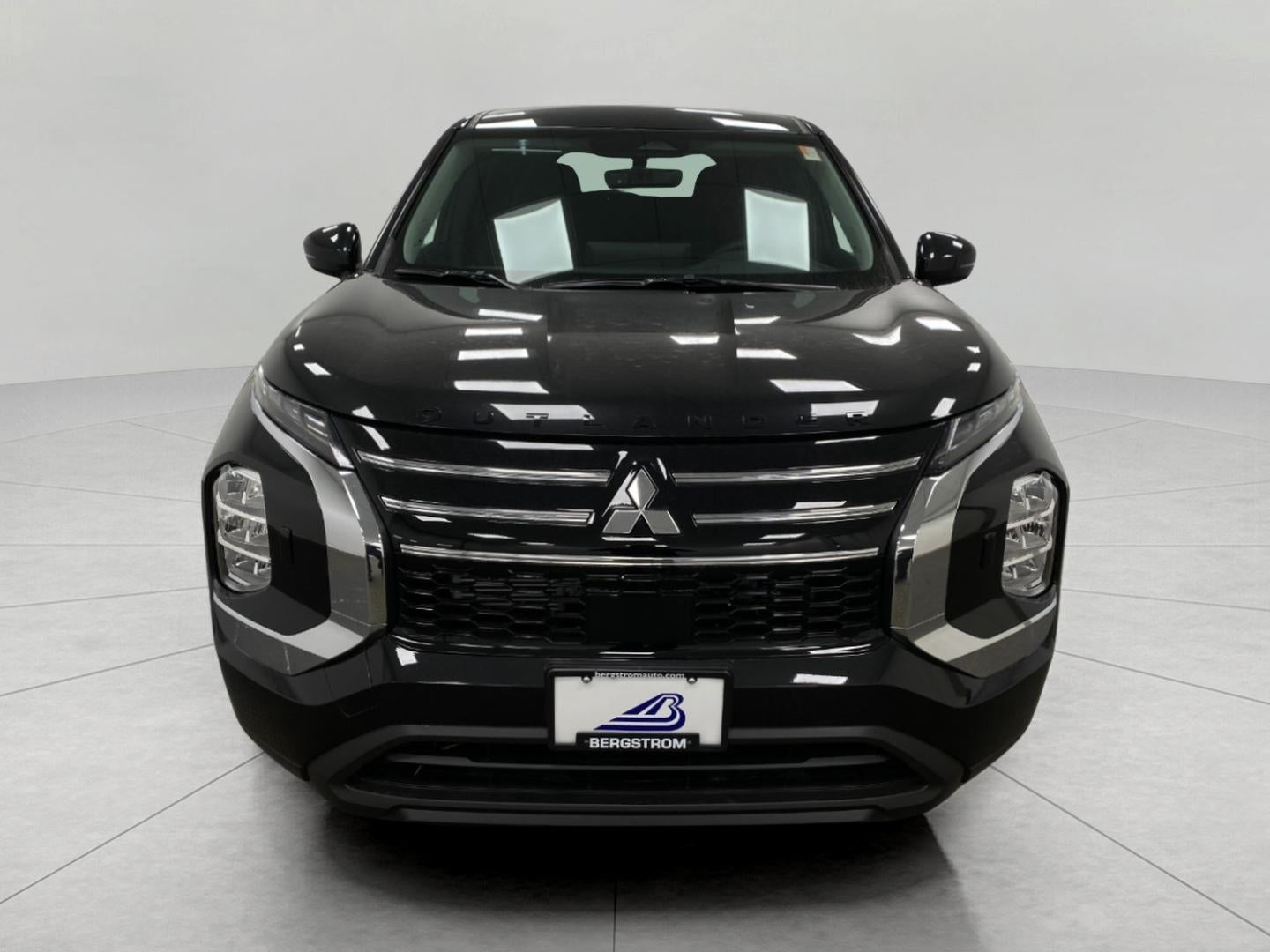 2026 Mitsubishi Outlander ES S-AWC