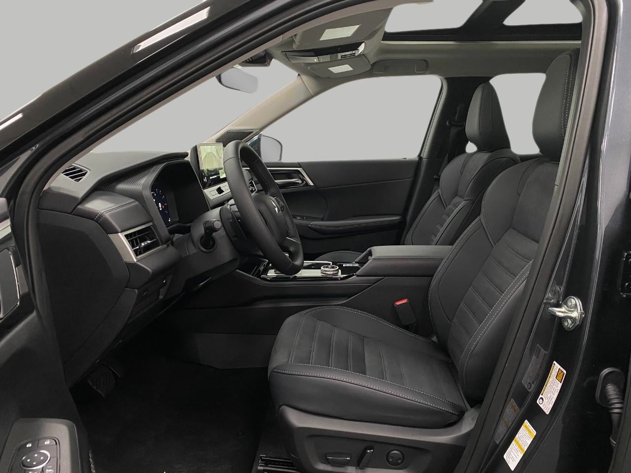 2025 Mitsubishi Outlander SE S-AWC