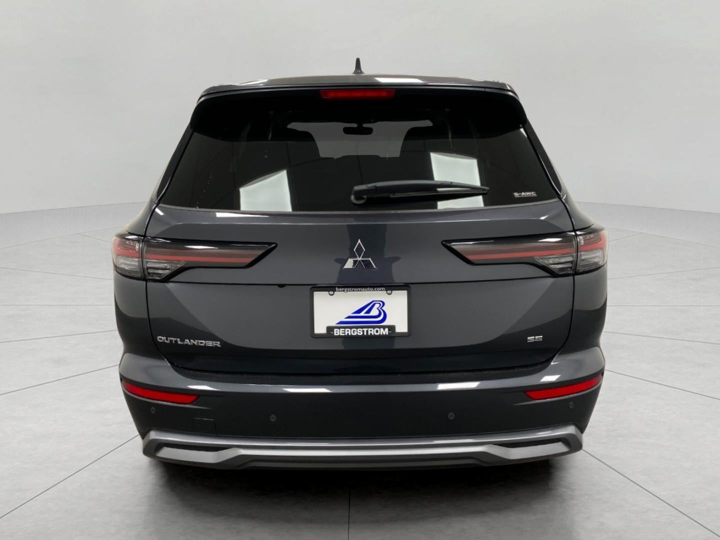 2025 Mitsubishi Outlander SE S-AWC